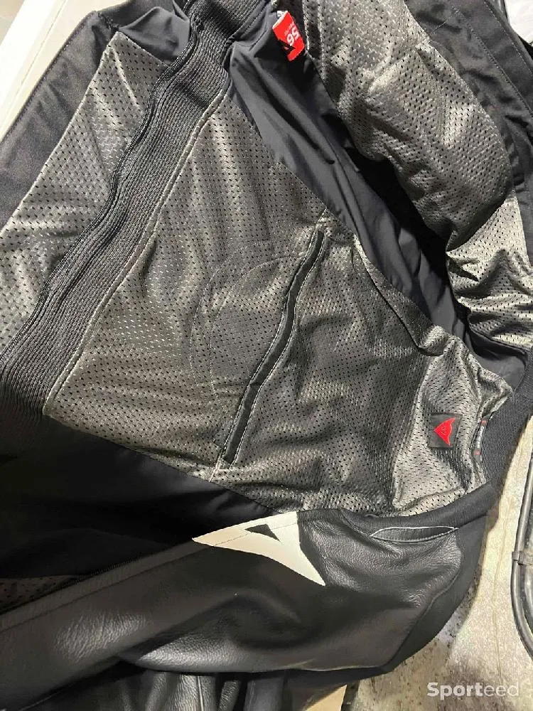 Blouson moto dainese sport pro d'occasion Ajouté le : 07/06/2023