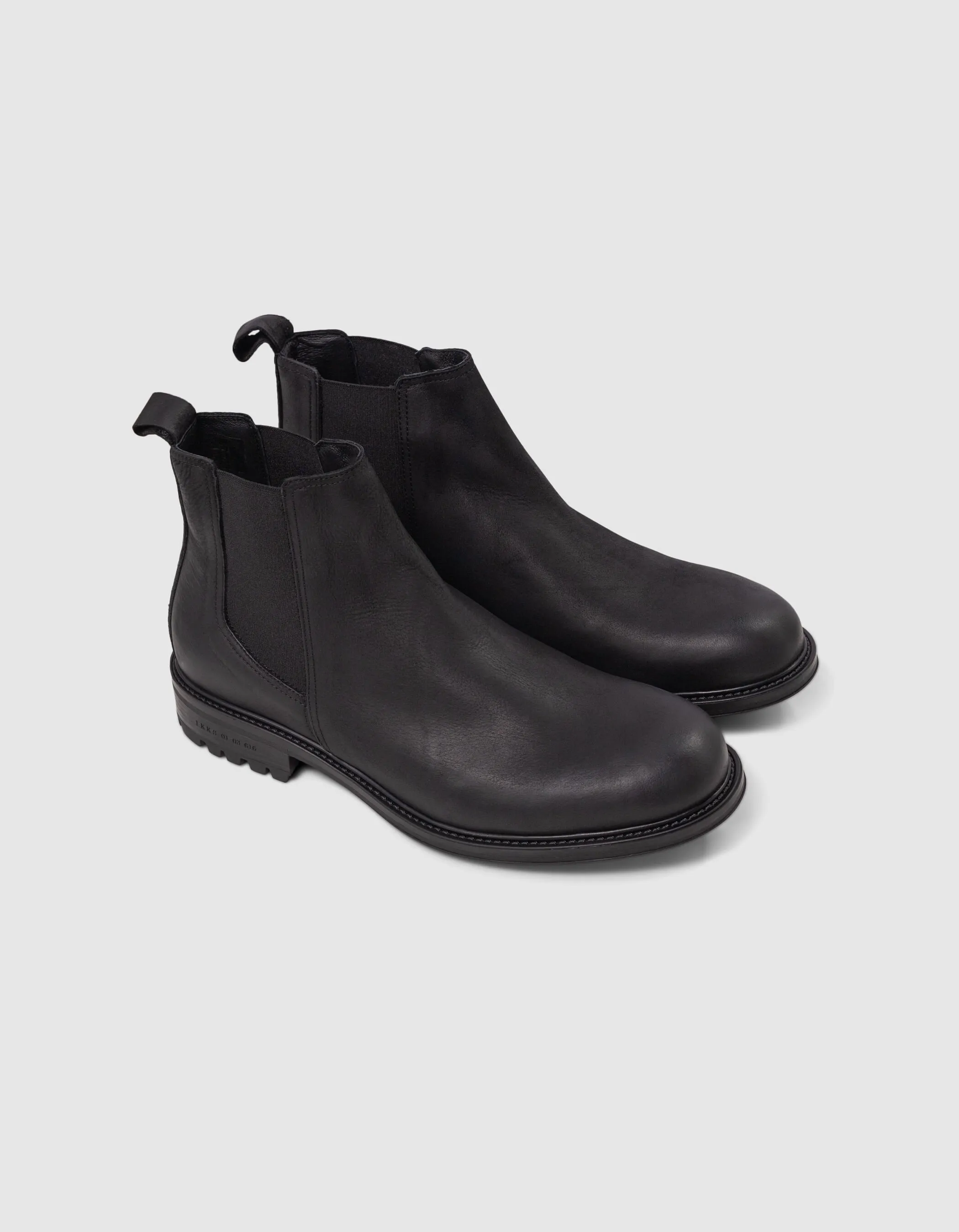 Chelsea boots noires crantées cuir nubuck Homme