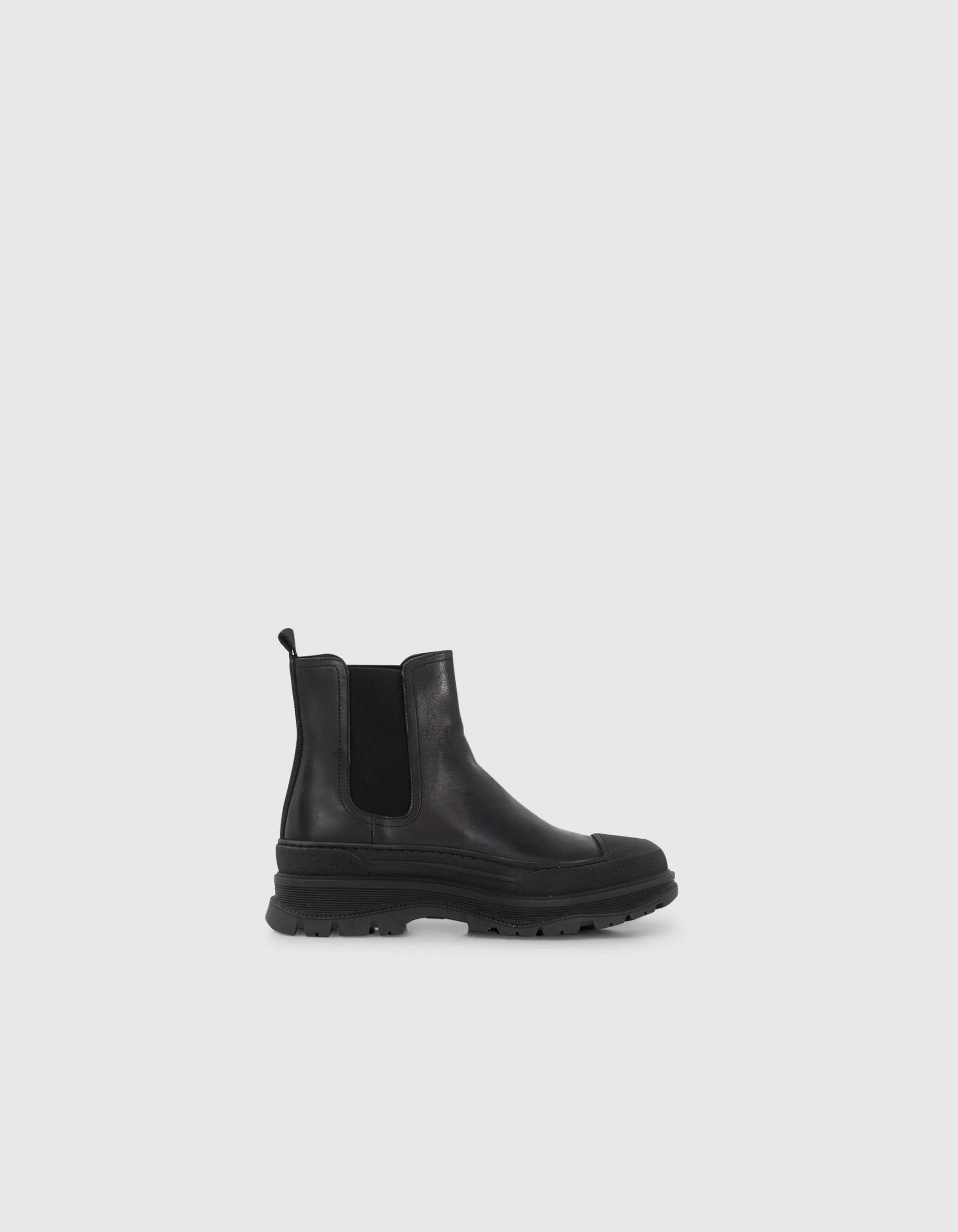 Chelsea boots noirs cuir à semelle crantée Femme