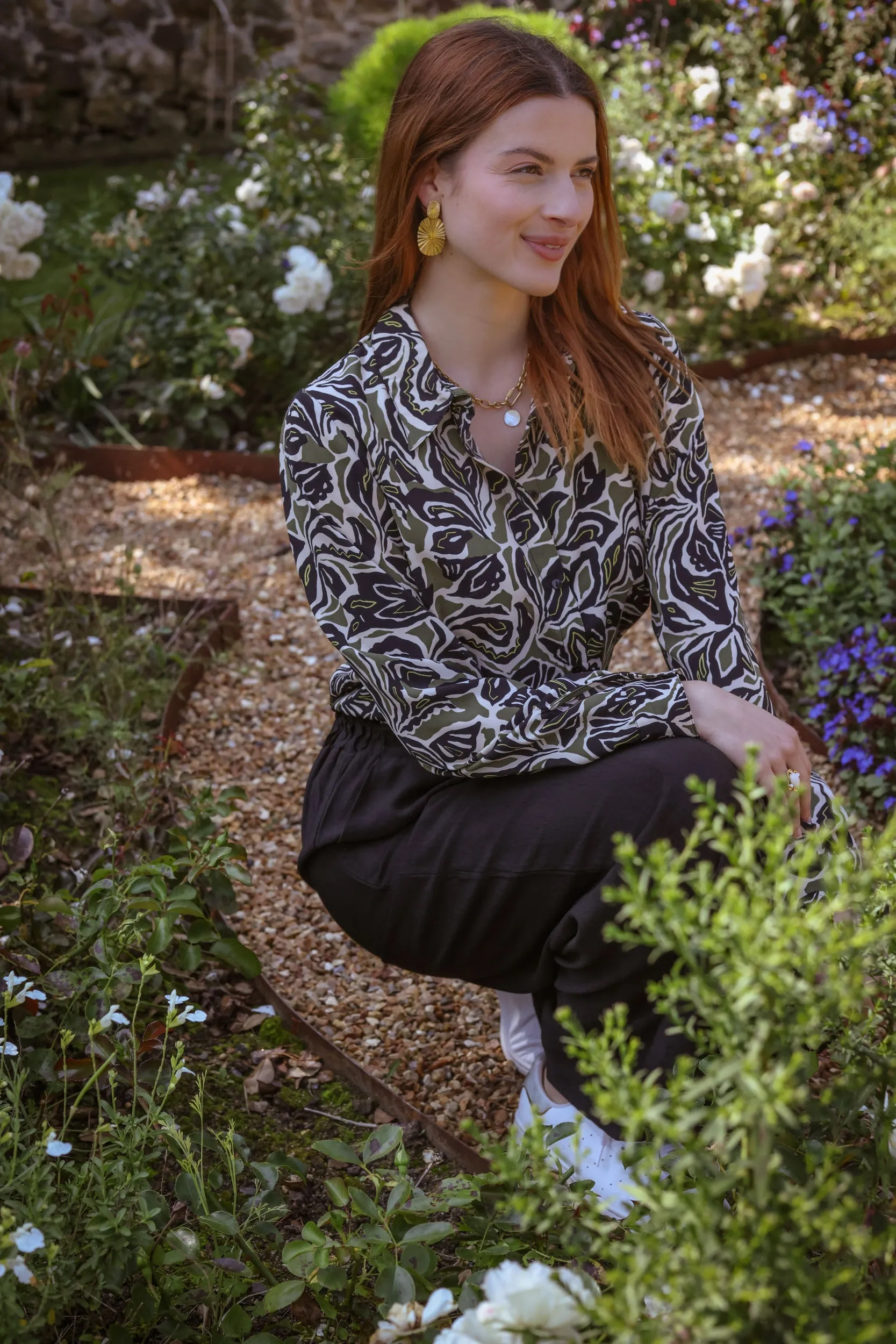 Chemise à motif feuillage