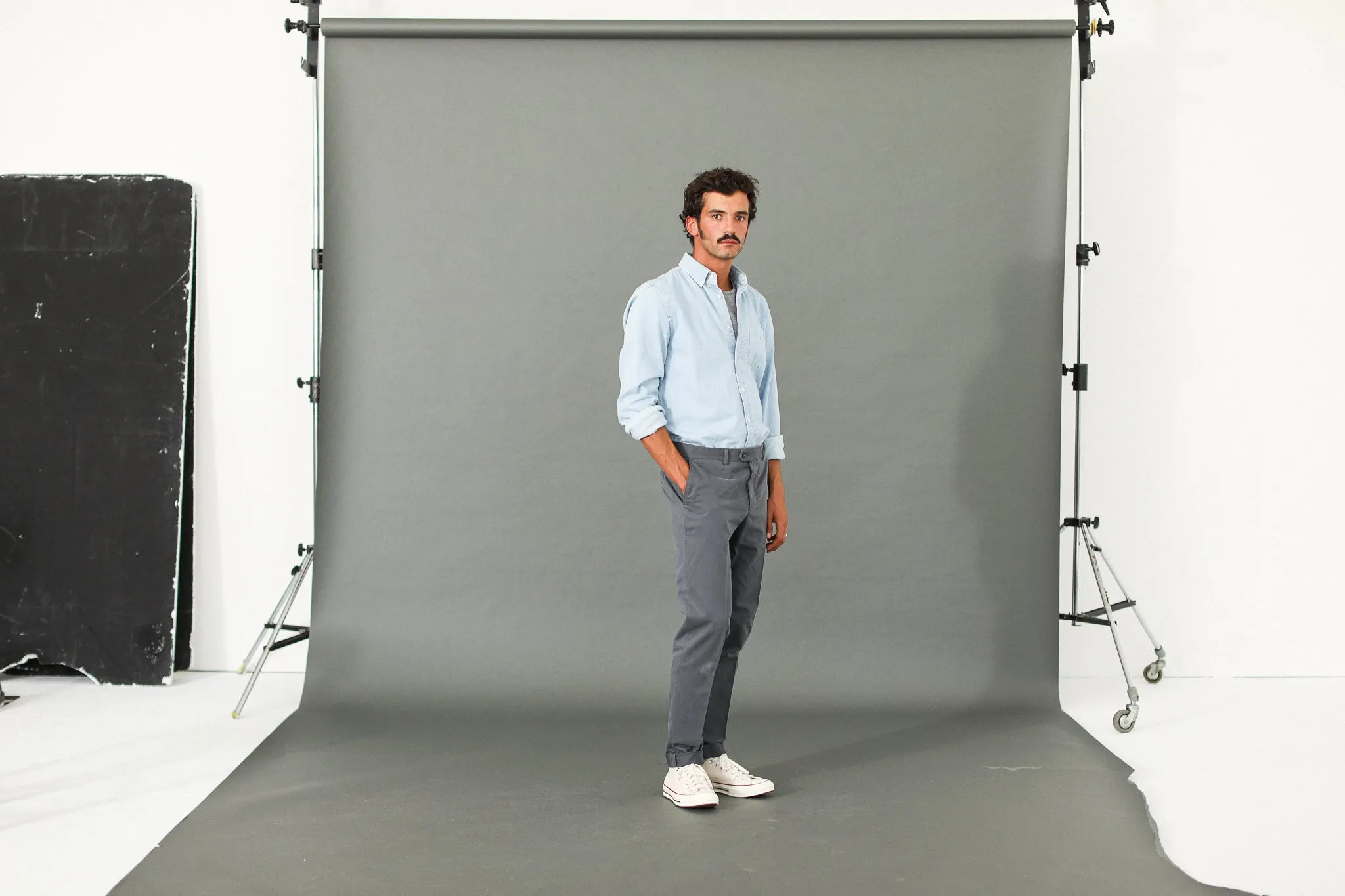 Chino Ajusté Gris