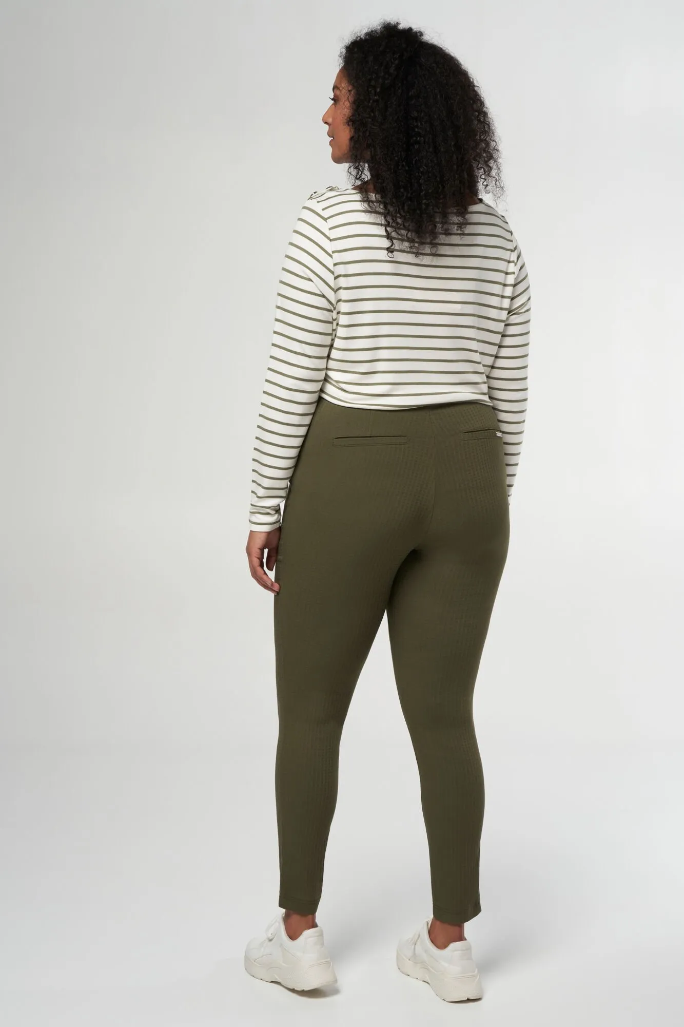 Femmes Tregging avec structure dans le tissu Kaki fonce | MS Mode