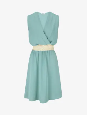 Robe mi-longue évasée sans manches