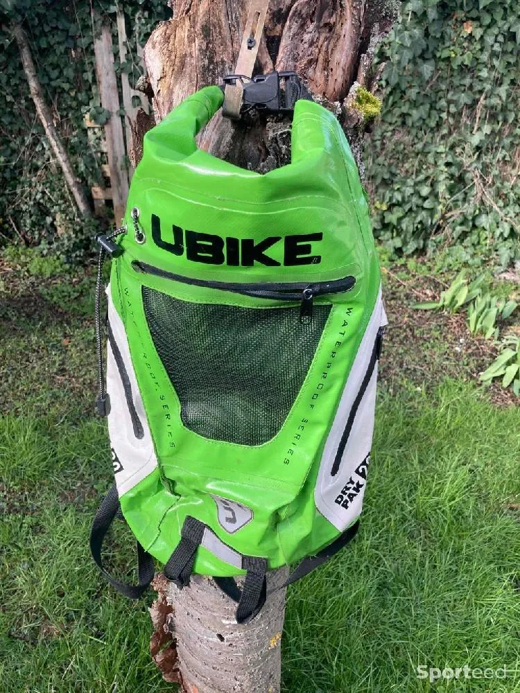 Sac moto ubike  d'occasion Ajouté le : 18/05/2024