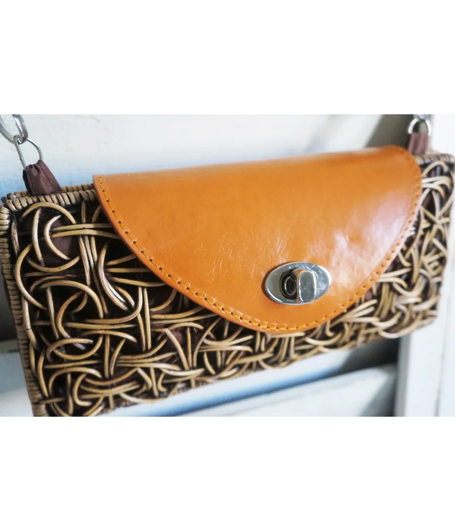 SANTAIA POCHETTE ROTIN TRESSE VERNIS CUIR CAMEL BANDOULIERE QUALITE