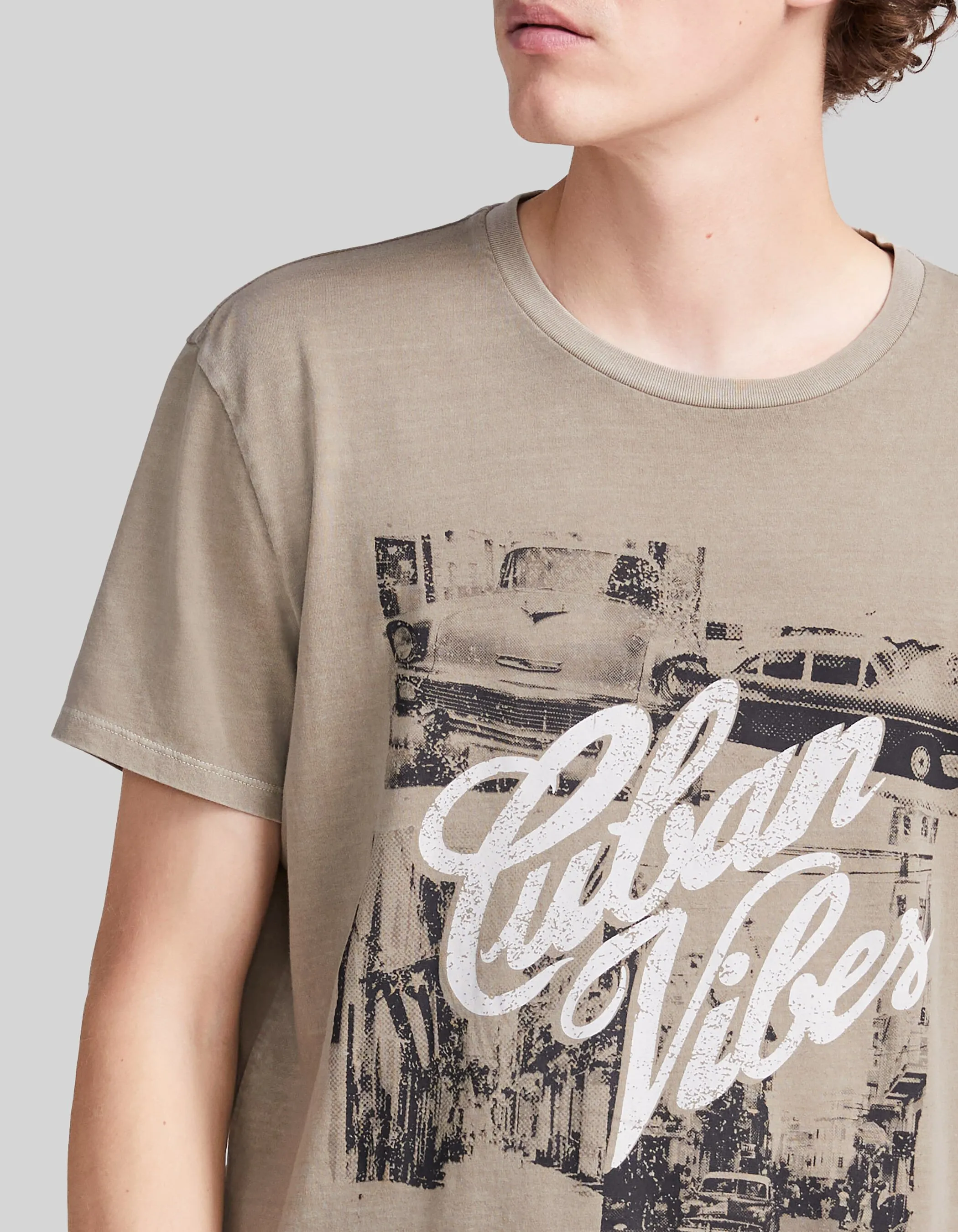 T-shirt kaki coton bio visuels voitures cubaines Homme